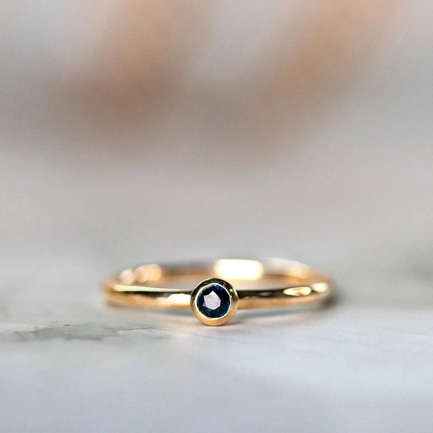 sapphire gold ring