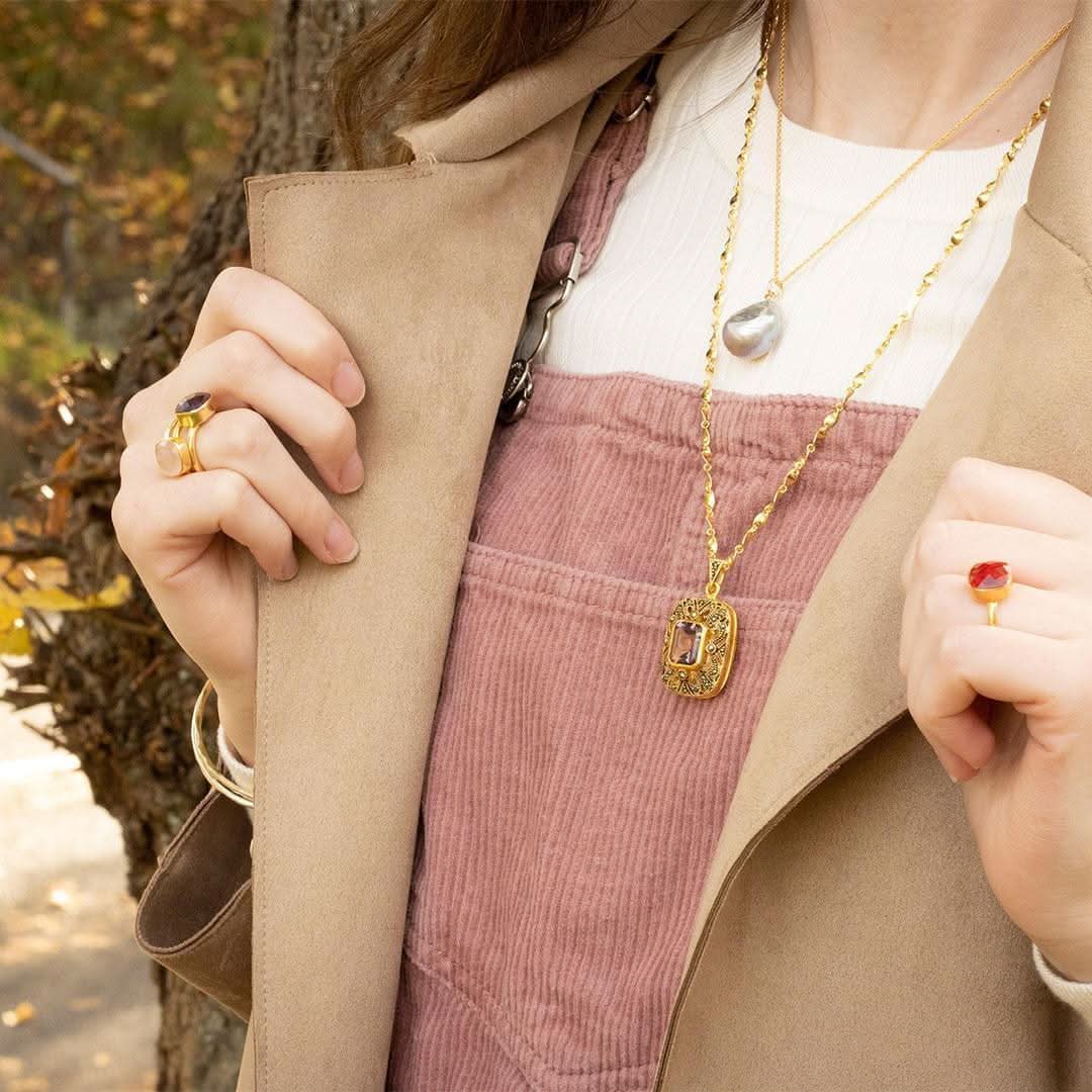 Amethyst Locket Gold + Photos