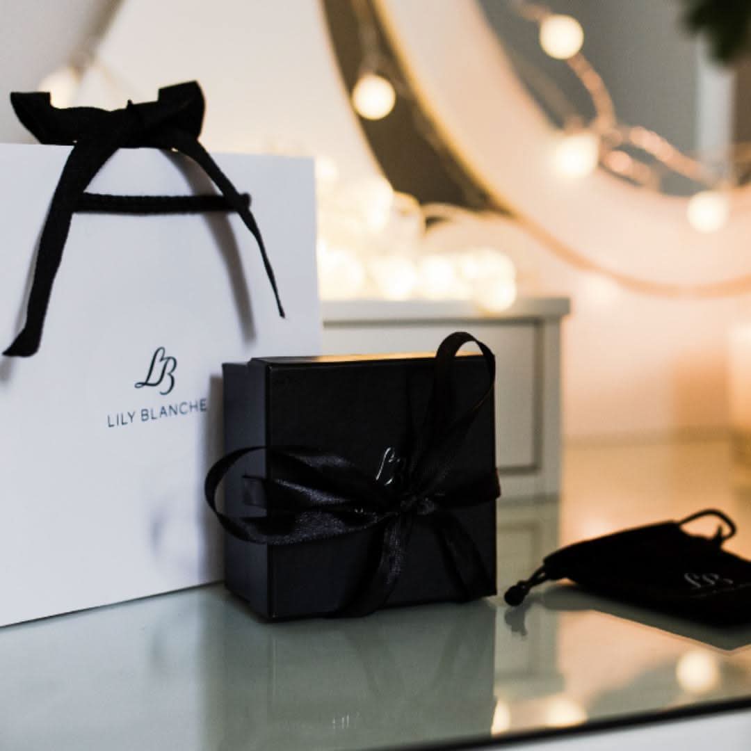 Lily Blanche gift box and gift bag