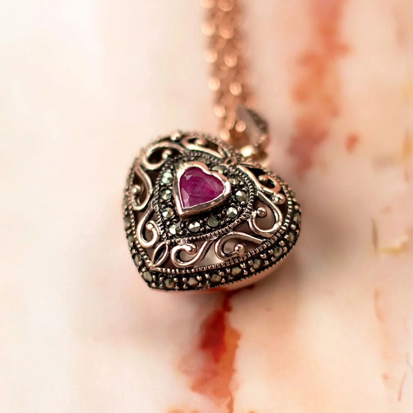 Ruby Vintage Heart Locket | Rose Gold