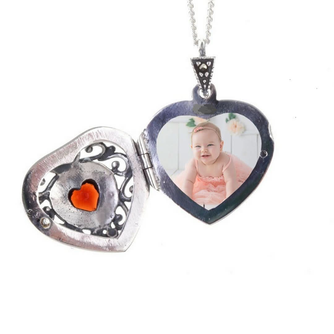 Lily Blanche silver vintage heart necklace with garnet gemstone
