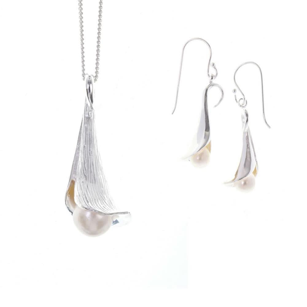 Lily necklace and earrings on a white background