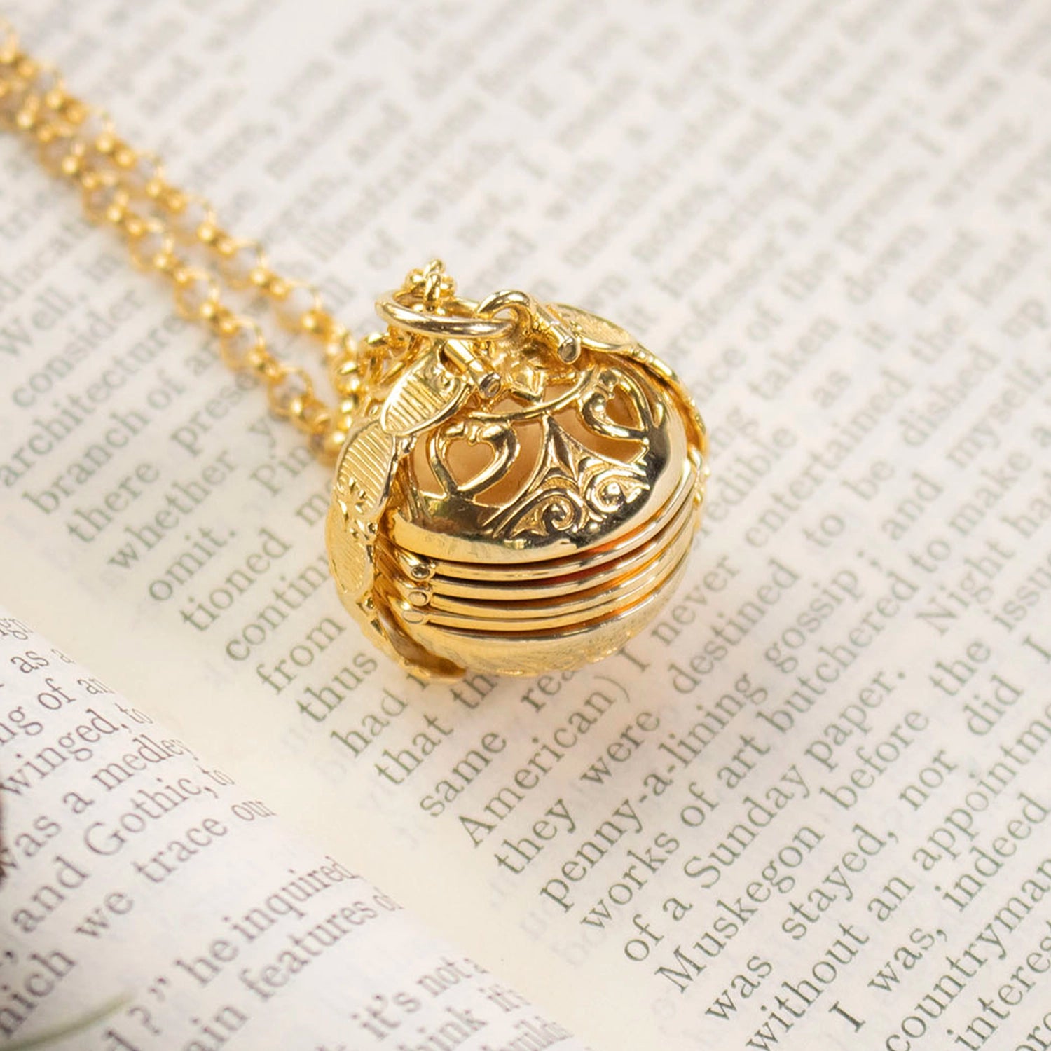 Memory Keeper Locket Necklace Keep Loved Ones Close Lily Blanche