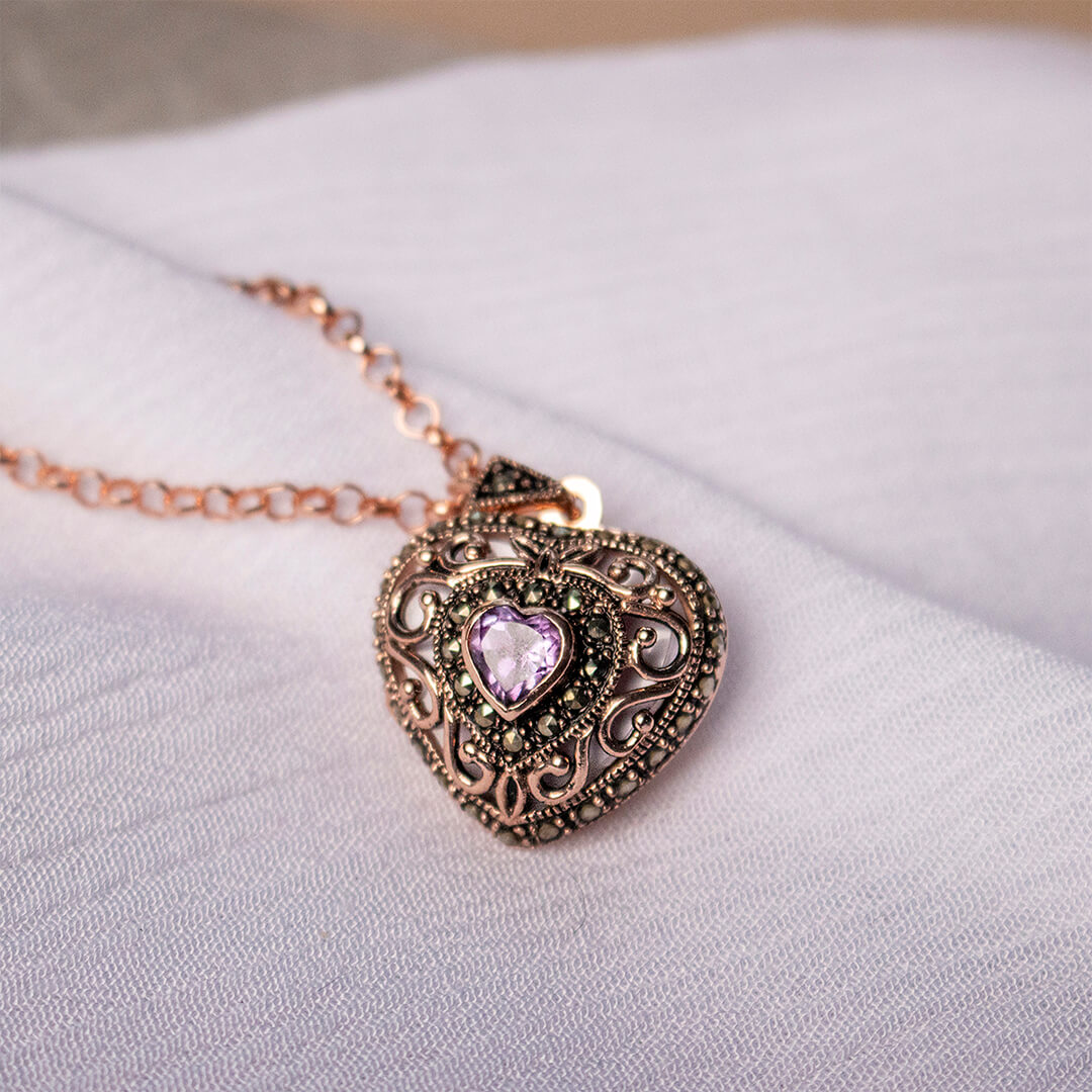 Vintage rose deals gold lockets