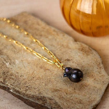 Black Baroque Pearl Paperclip Necklace | Gold