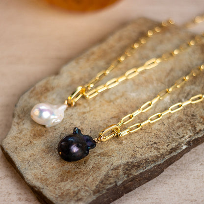 Black Baroque Pearl Paperclip Necklace | Gold