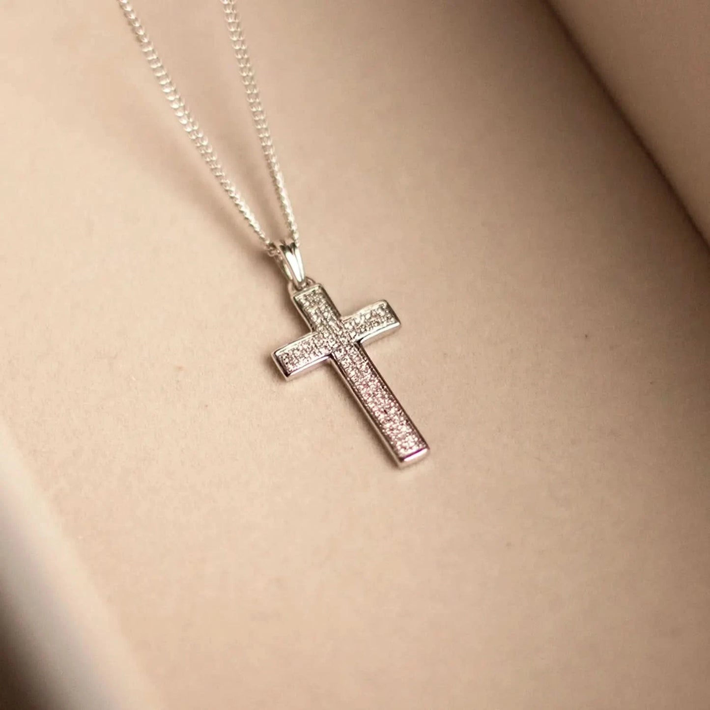 diamond cross white gold necklace with chain 