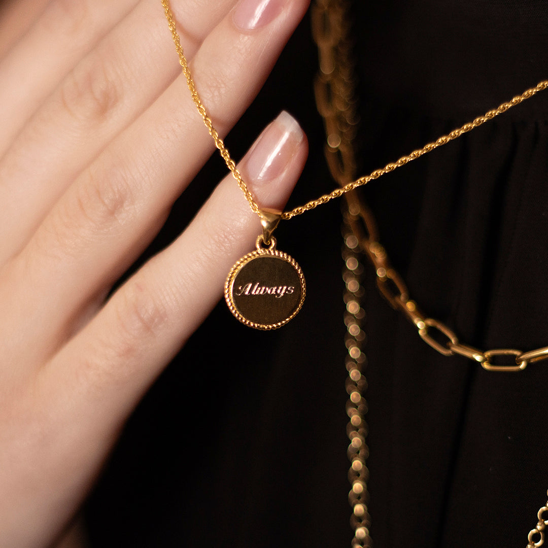 Engravable Disc Necklace | Gold