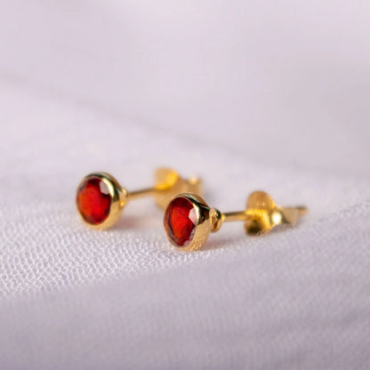 Garnet Mini Stud Earrings | Gold - January