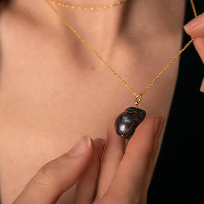 Baroque Pearl Necklace | Black | Gold