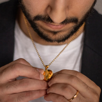 Men's Round Locket Necklace | Gold