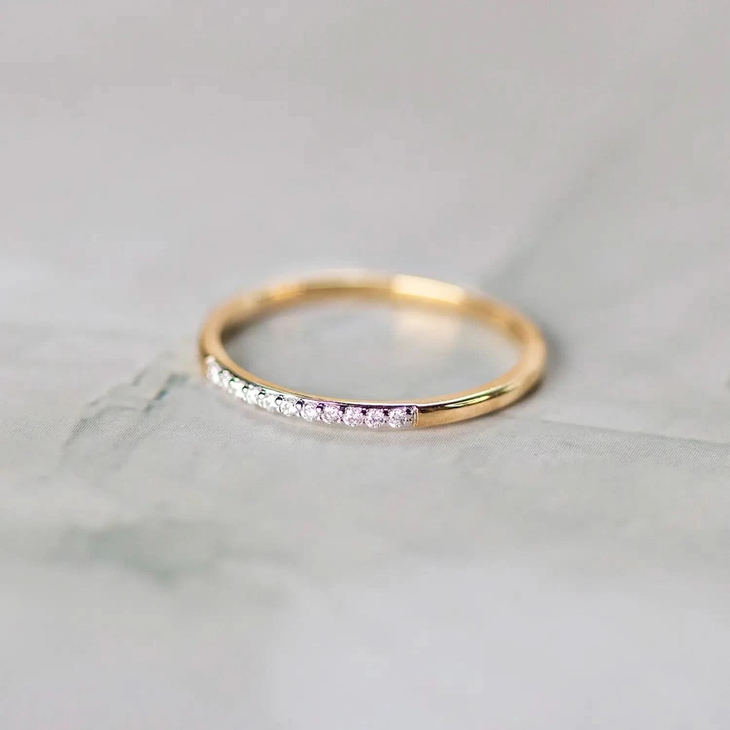 gold multi diamond band ring