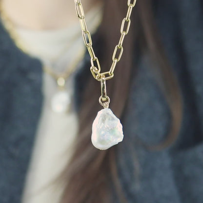 White Baroque Pearl Paperclip Necklace | Gold