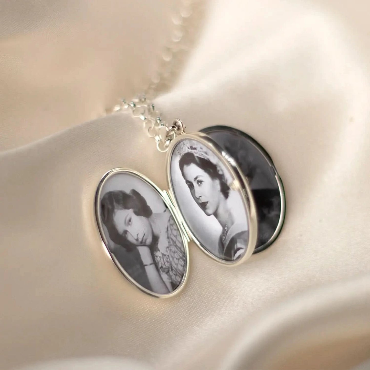 Limited Edition Queen Elizabeth 4 Photo Locket