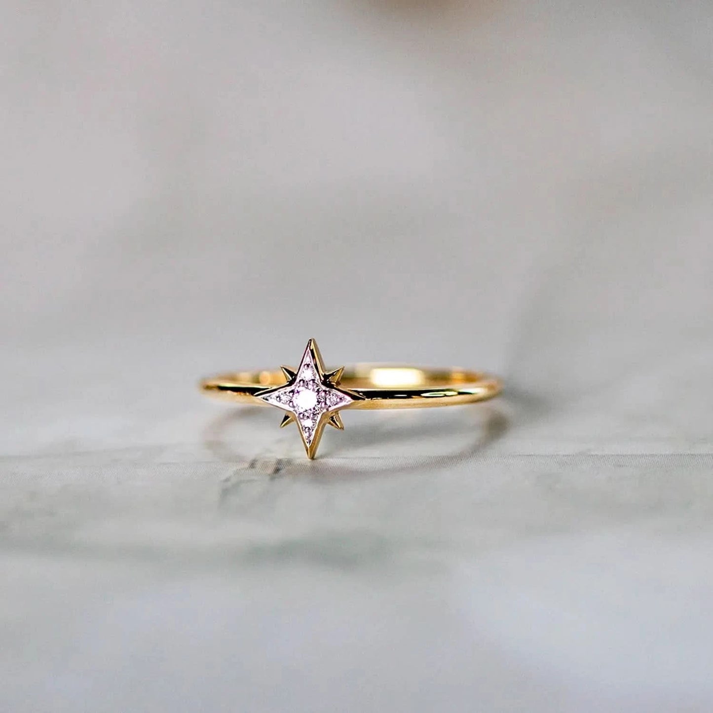 diamond star solid gold ring