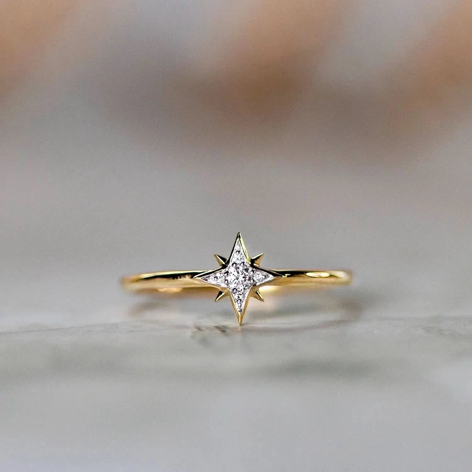 diamond star solid gold ring