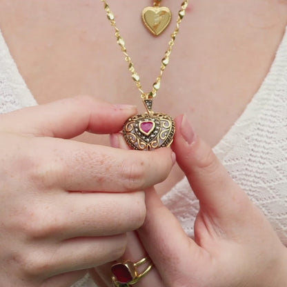 Ruby Vintage Heart Locket Gold + Photos