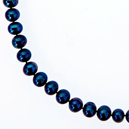 Classic Pearl Necklace | Midnight