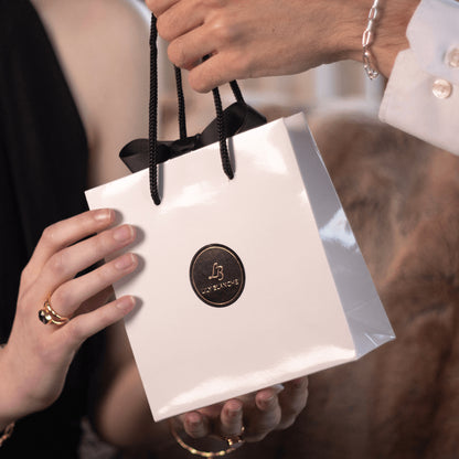 close up of Lily Blanche luxury gift bag 